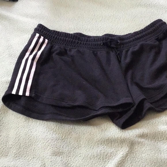 Adidas 3 stripe athletic shorts size XL - Picture 5 of 7